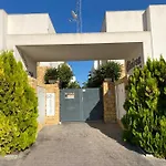 La Valiente Roca Rojales